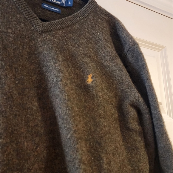 Polo Ralph Lauren 100% lambs wool olive green sweater - Picture 4 of 7